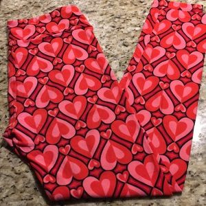 LuLaRoe OS valentines leggings